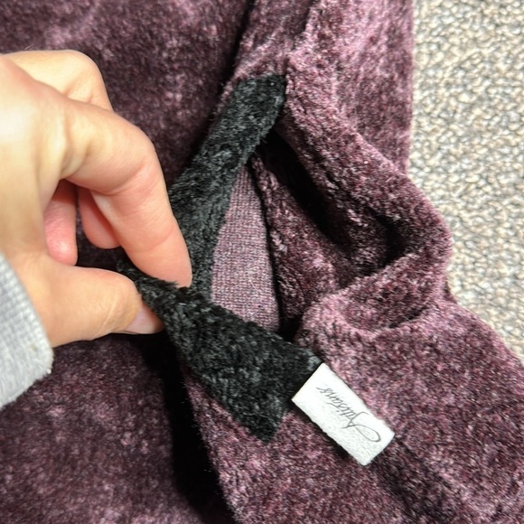 Artisans Pinecone Purple Fleece Button Up Size Large NWT - Picture 10 of 11